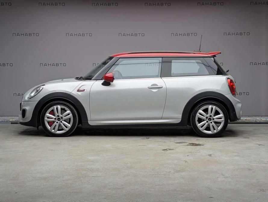 Mini Hatch III (F55/F56) Москва  - изображение 3