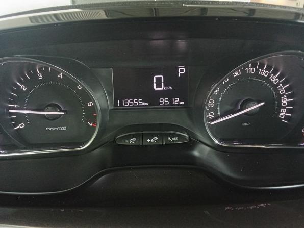 Peugeot 2008 I с пробегом 2014 года, цена 835 000 рублей, 113554 км, внедорожник, Автокод Объявления