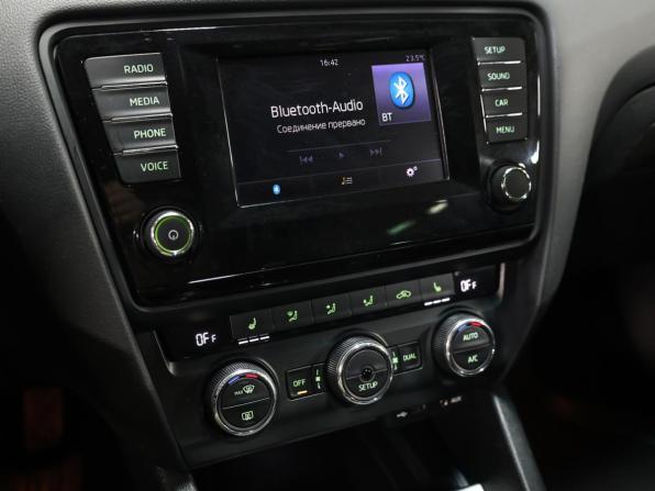 Skoda Octavia III (A7) с пробегом 2014 года, цена 1 549 000 рублей, 212000 км, лифтбек, Автокод Объявления