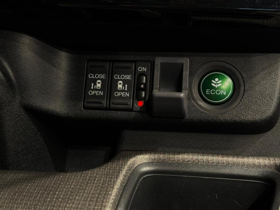 Honda Stepwgn V Краснодар  - изображение 19