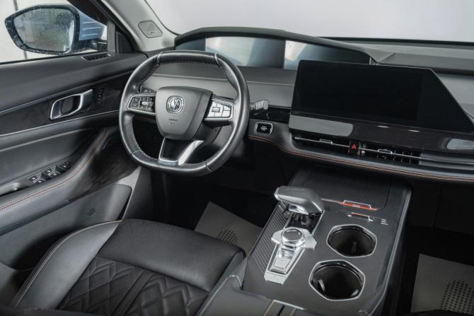 Changan UNI-K с пробегом 2023 года, цена 3 299 000 рублей, 53000 км, внедорожник, Автокод Объявления
