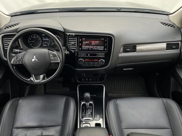 Mitsubishi Outlander III Рестайлинг 3 с пробегом 2019 года, цена 2 649 000 рублей, 40250 км, внедорожник, Автокод Объявления
