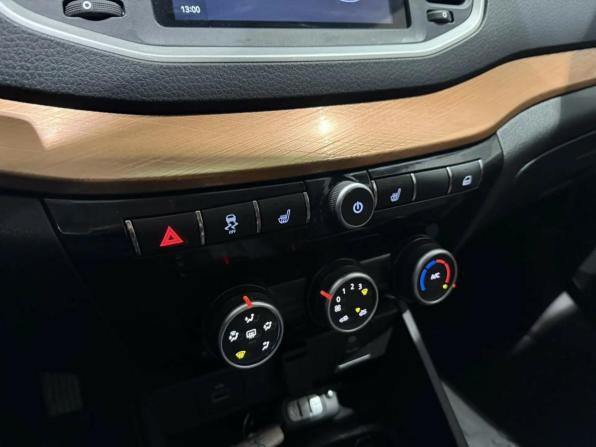 Lada (ВАЗ) Vesta I Рестайлинг (NG) с пробегом 2024 года, цена 1 560 000 рублей, 30000 км, универсал, Автокод Объявления