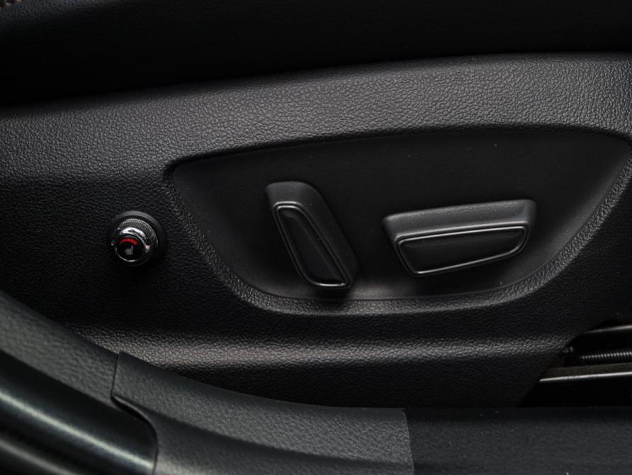 Toyota Camry VIII (XV70) Рестайлинг Москва  - изображение 17