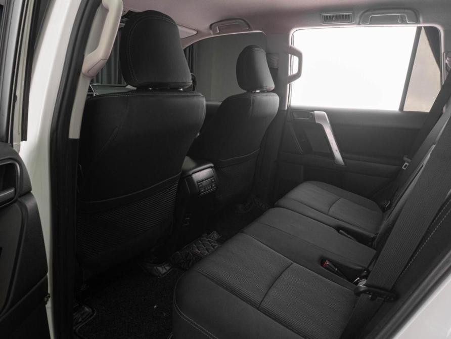 Toyota Land Cruiser Prado 150 Series Рестайлинг 2 Тюмень  - изображение 11