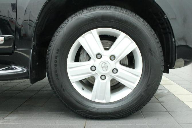 Toyota Land Cruiser 200 Series Рестайлинг 1 с пробегом 2013 года, цена 3 125 000 рублей, 473529 км, внедорожник, Автокод Объявления