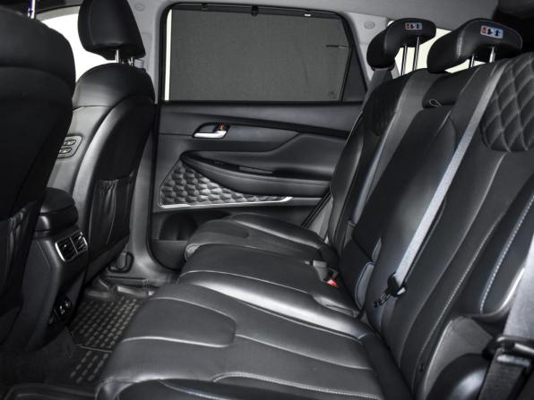 Hyundai Santa Fe IV Рестайлинг с пробегом 2021 года, цена 3 549 000 рублей, 121418 км, внедорожник, Автокод Объявления