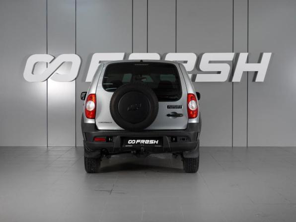 Chevrolet Niva I Рестайлинг с пробегом 2013 года, цена 679 000 рублей, 79574 км, внедорожник, Автокод Объявления