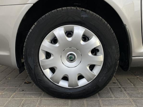 Skoda Octavia II (A5) Рестайлинг с пробегом 2012 года, цена 895 000 рублей, 183564 км, лифтбек, Автокод Объявления
