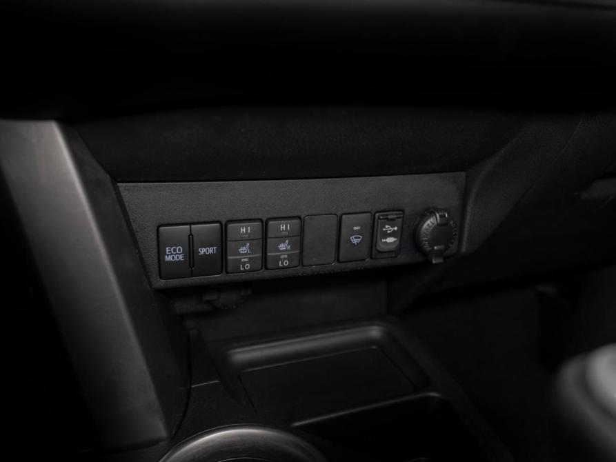 Toyota RAV4 IV (XA40) Москва  - изображение 14