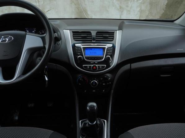 Hyundai Solaris I с пробегом 2011 года, цена 699 000 рублей, 141009 км, седан, Автокод Объявления