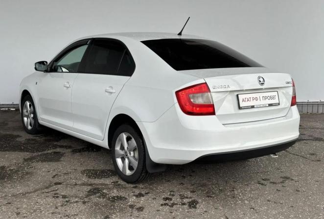 Skoda Rapid I с пробегом 2014 года, цена 835 000 рублей, 226015 км, лифтбек, Автокод Объявления