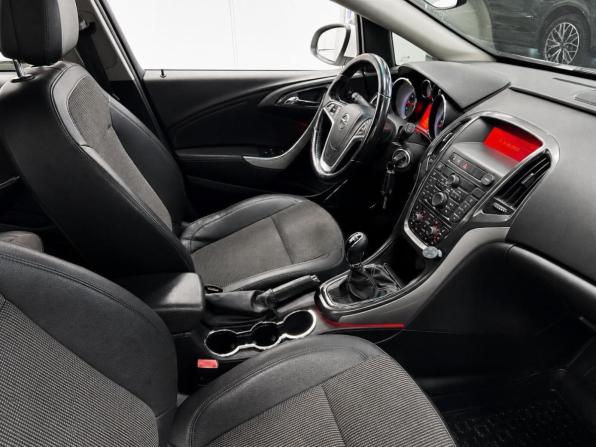 Opel Astra J с пробегом 2011 года, цена 650 000 рублей, 164784 км, хэтчбек, Автокод Объявления
