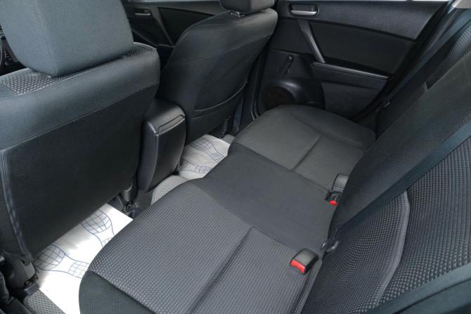 Mazda 3 II (BL) Рестайлинг с пробегом 2012 года, цена 849 000 рублей, 238600 км, седан, Автокод Объявления