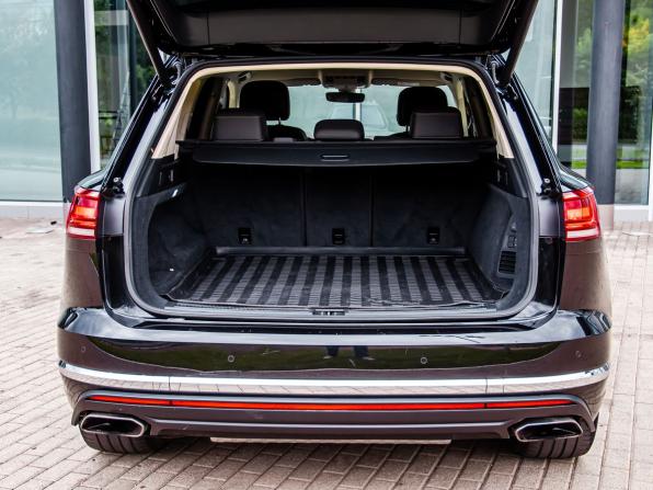 Volkswagen Touareg III с пробегом 2018 года, цена 4 680 000 рублей, 110354 км, внедорожник, Автокод Объявления