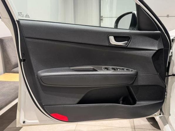 Kia Optima IV Рестайлинг с пробегом 2019 года, цена 1 816 489 рублей, 143435 км, седан, Автокод Объявления