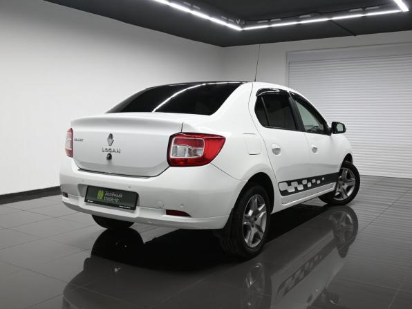 Renault Logan II Рестайлинг с пробегом 2018 года, цена 1 245 000 рублей, 34470 км, седан, Автокод Объявления