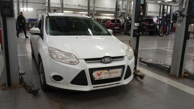 Ford Focus III с пробегом 2013 года, цена 516 000 рублей, 332249 км, хэтчбек, Автокод Объявления