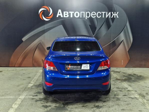Hyundai Solaris I с пробегом 2012 года, цена 680 000 рублей, 240000 км, седан, Автокод Объявления