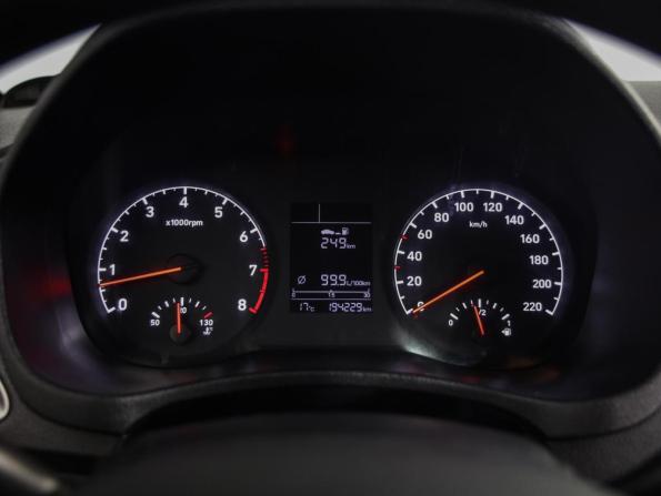 Hyundai Solaris II с пробегом 2019 года, цена 949 777 рублей, 194138 км, седан, Автокод Объявления
