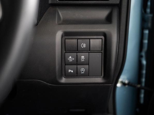 Toyota Raize I с пробегом 2020 года, цена 1 725 000 рублей, 17093 км, внедорожник, Автокод Объявления