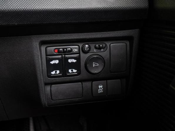 Honda Freed I Рестайлинг с пробегом 2013 года, цена 1 235 000 рублей, 82226 км, компактвэн, Автокод Объявления