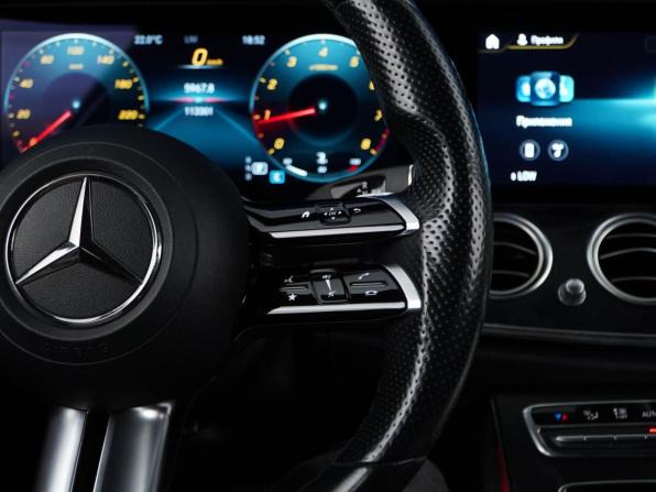 Mercedes-Benz E-Класс V (W213 S213 C238) Рестайлинг с пробегом 2021 года, цена 3 850 000 рублей, 113301 км, седан, Автокод Объявления