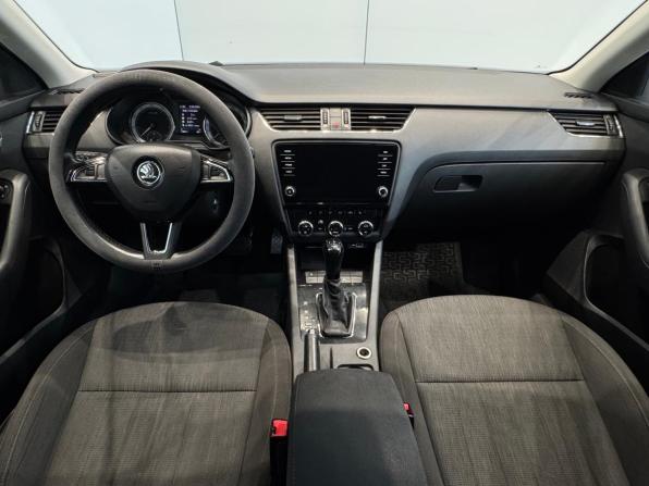 Skoda Octavia III (A7) Рестайлинг с пробегом 2018 года, цена 1 869 000 рублей, 158000 км, лифтбек, Автокод Объявления