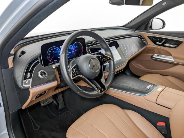 Mercedes-Benz E-Класс VI (W214 S214) с пробегом 2024 года, цена 6 990 500 рублей, 17991 км, седан, Автокод Объявления