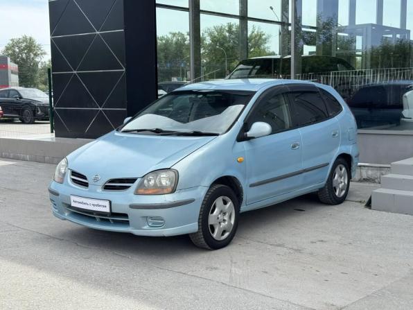 Nissan Tino