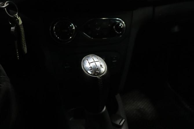 Renault Sandero II с пробегом 2016 года, цена 753 000 рублей, 142310 км, хэтчбек, Автокод Объявления