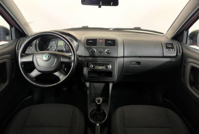Skoda Fabia II Рестайлинг с пробегом 2011 года, цена 450 000 рублей, 149586 км, универсал, Автокод Объявления