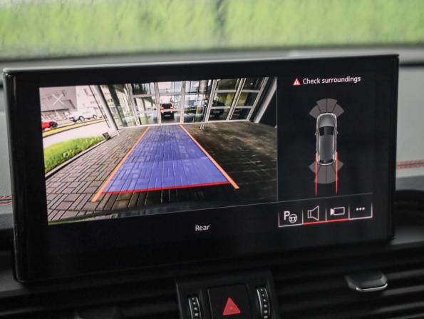 Audi Q5 II (FY) Рестайлинг с пробегом 2021 года, цена 4 549 000 рублей, 48829 км, внедорожник, Автокод Объявления