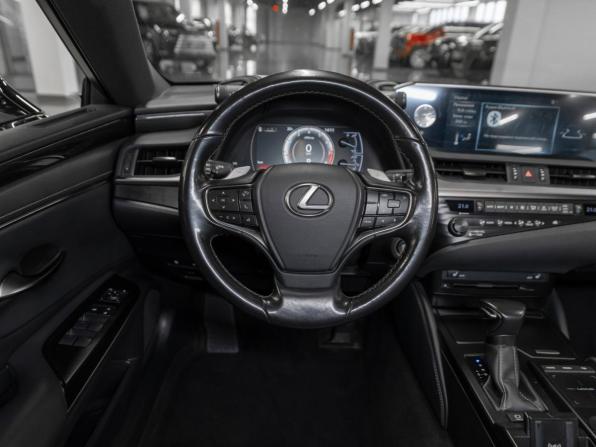 Lexus ES VII с пробегом 2020 года, цена 3 590 000 рублей, 174846 км, седан, Автокод Объявления