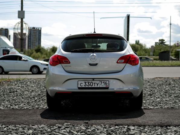 Opel Astra J Рестайлинг с пробегом 2014 года, цена 589 000 рублей, 226682 км, хэтчбек, Автокод Объявления