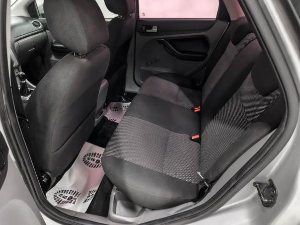 Ford Focus II Рестайлинг с пробегом 2010 года, цена 489 900 рублей, 220240 км, седан, Автокод Объявления