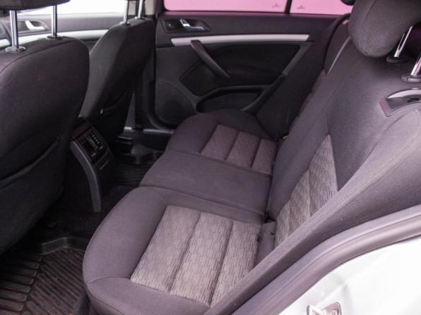 Skoda Octavia II (A5) Рестайлинг с пробегом 2011 года, цена 548 000 рублей, 276916 км, лифтбек, Автокод Объявления