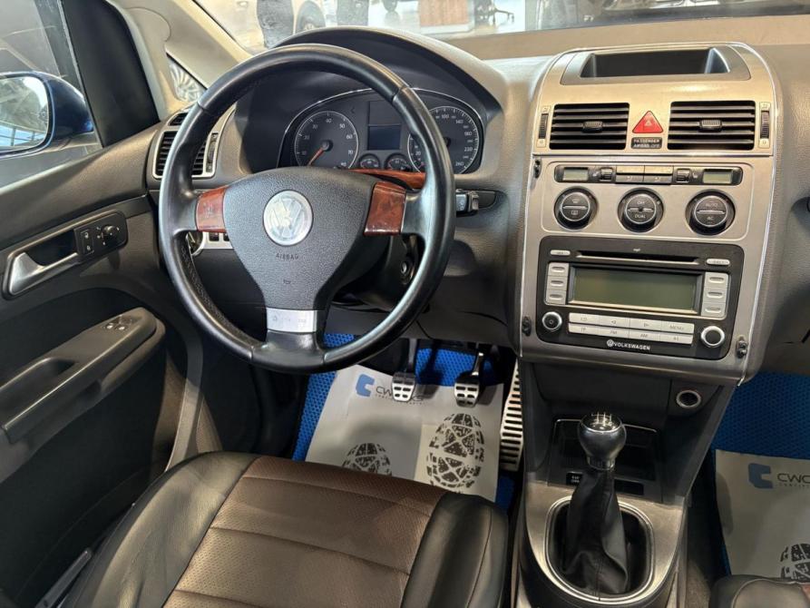 Volkswagen Touran I Рестайлинг Новомосковск  - изображение 15