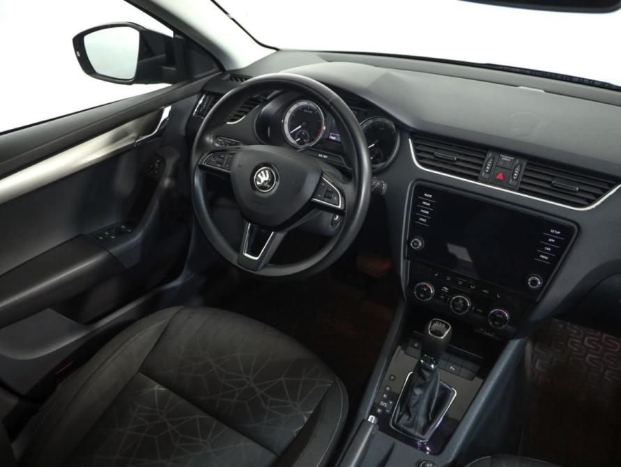 Skoda Octavia III (A7) Рестайлинг Санкт-Петербург  - изображение 8