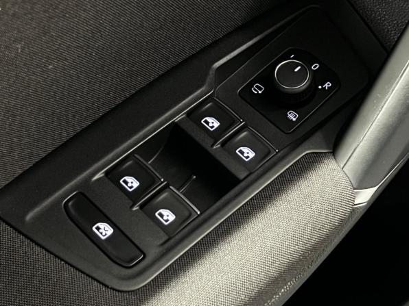 Volkswagen Tiguan II с пробегом 2018 года, цена 1 880 000 рублей, 98836 км, внедорожник, Автокод Объявления