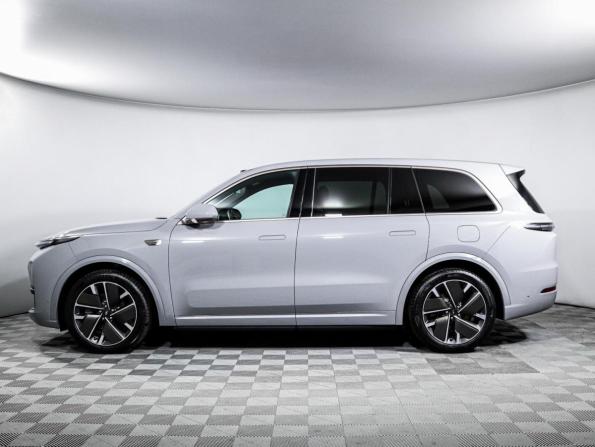 Li Auto (Lixiang) L9 I Рестайлинг с пробегом 2025 года, цена 10 593 000 рублей, 13352 км, внедорожник, Автокод Объявления