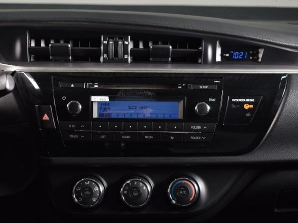 Toyota Corolla XI (E160 E170 E180) с пробегом 2013 года, цена 1 239 999 рублей, 143104 км, седан, Автокод Объявления