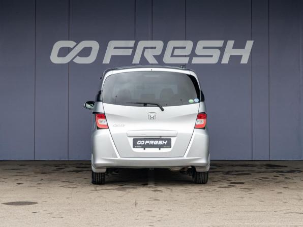 Honda Freed I Рестайлинг с пробегом 2013 года, цена 1 100 000 рублей, 104401 км, компактвэн, Автокод Объявления