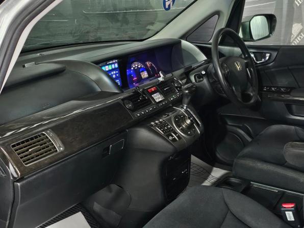 Honda Elysion I Рестайлинг с пробегом 2009 года, цена 1 280 000 рублей, 299500 км, минивэн, Автокод Объявления