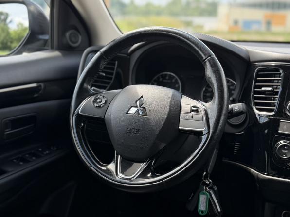 Mitsubishi Outlander III Рестайлинг 3 с пробегом 2019 года, цена 2 049 000 рублей, 88002 км, внедорожник, Автокод Объявления