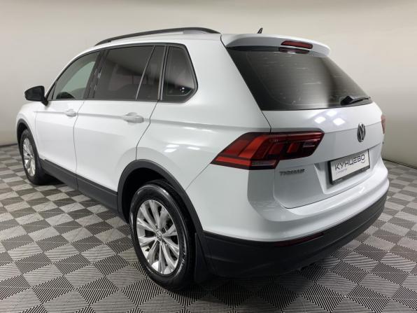 Volkswagen Tiguan II с пробегом 2019 года, цена 1 976 000 рублей, 176959 км, внедорожник, Автокод Объявления