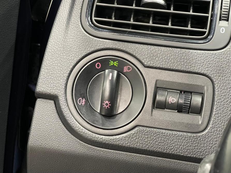 Volkswagen Polo V Рестайлинг Кемерово  - изображение 15