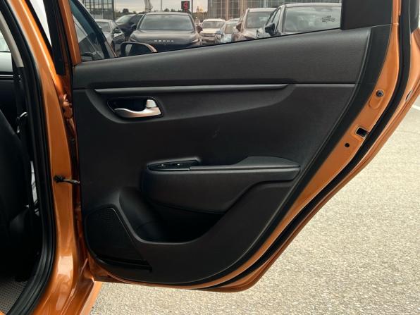 Kia Rio IV с пробегом 2017 года, цена 1 330 000 рублей, 191678 км, седан, Автокод Объявления