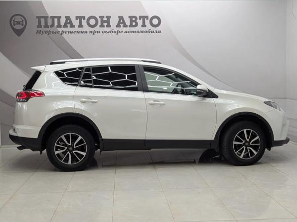 Toyota RAV4 IV (XA40) Рестайлинг с пробегом 2016 года, цена 2 295 000 рублей, 83030 км, внедорожник, Автокод Объявления