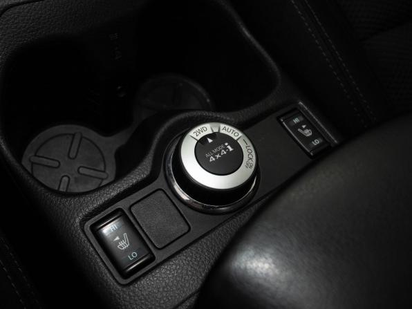 Nissan Qashqai II с пробегом 2017 года, цена 1 724 000 рублей, 139781 км, внедорожник, Автокод Объявления